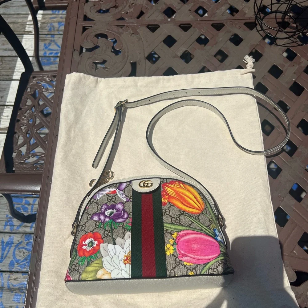 Floral GUCCI Shoulder Bag - Picture 1 of 7